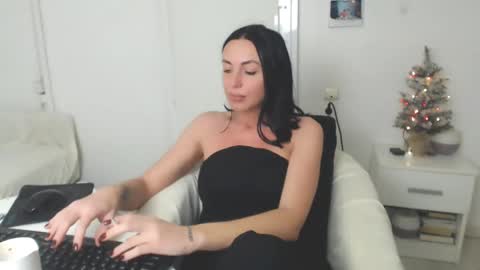 Carla online show from 26, 12, 2024