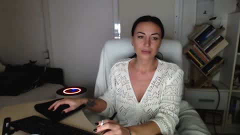 Carla online show from 6, 10, 2025