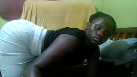 Snapshot of spicy_bella69 chatting on 9, 6, 2026 spicy_bella69 online show from 9, 6, 2026