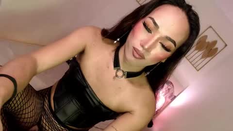 Alora online show from 6, 2, 2025