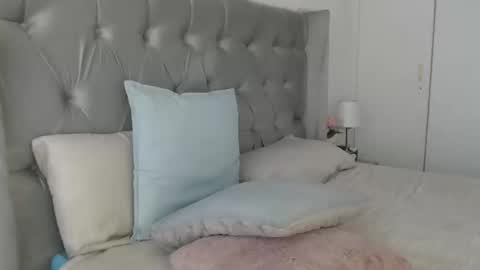 Snapshot of spicyangie chatting on 4, 2, 2025 Im Angela online show from 4, 2, 2025