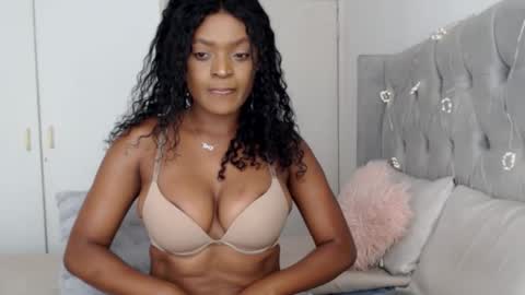 Im Angela  online show from 23, 10, 2025