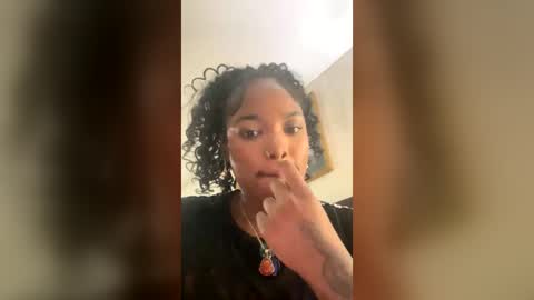 Royalty online show from 3, 8, 2026