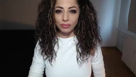 Doll online show from 26, 1, 2025