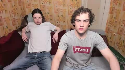 Snapshot of sponge_bob_spencer chatting on 7, 6, 2026 Boris Fedya Kolya online show from 7, 6, 2026