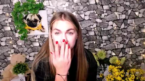 Snapshot of sport_tall_karina chatting on 23, 10, 2025 Karina online show from 23, 10, 2025