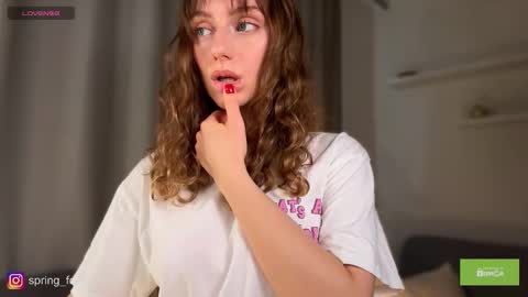 Snapshot of spring_forestx chatting on 18, 2, 2026 Lilly online Monday - Friday ask time in pm online show from 18, 2, 2026