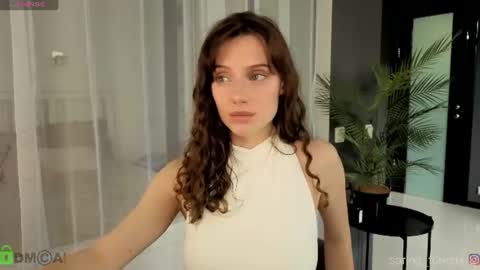 Snapshot of spring_forestxx chatting on 15, 6, 2026 Lily my new acc3 online show from 15, 6, 2026