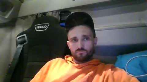 Snapshot of spyco82 chatting on 7, 1, 2025 spyco82 online show from 7, 1, 2025