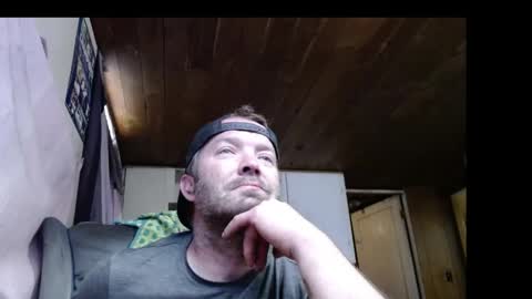 Snapshot of squegly chatting on 20, 5, 2026 Bryan online show from 20, 5, 2026