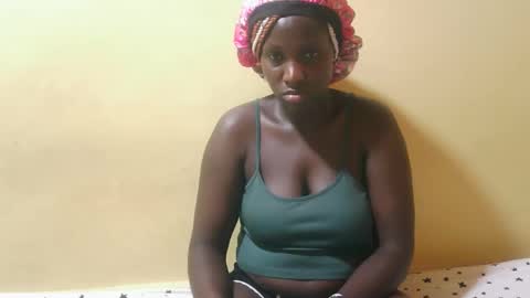 Snapshot of squirtypussie chatting on 15, 4, 2026 squirtypussie online show from 15, 4, 2026