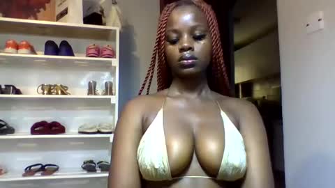 Snapshot of squiter_girlie chatting on 12, 5, 2026 Squiter online show from 12, 5, 2026
