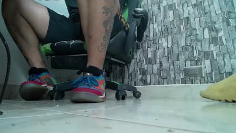 sr master cum its my old account online show from 24, 1, 2025
