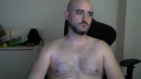 Snapshot of srtramposo chatting on 17, 10, 2025 srtramposo online show from 17, 10, 2025