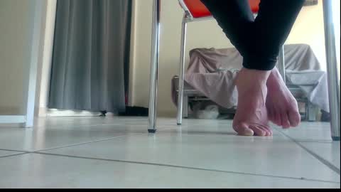 Snapshot of ssenzo chatting on 18, 12, 2025 ssenzo online show from 18, 12, 2025