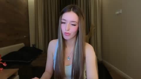 Chloe online show from 22, 6, 2026