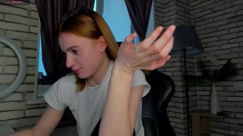 Stacey GMT5 Mo Tu We Th Fr Sa 3am -10am online show from 20, 2, 2026