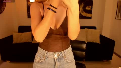 Stacy Woods online show from 23, 5, 2026