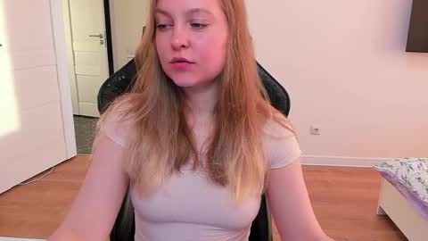 Snapshot of stacy_miraclee chatting on 23, 5, 2026 Stacy online show from 23, 5, 2026