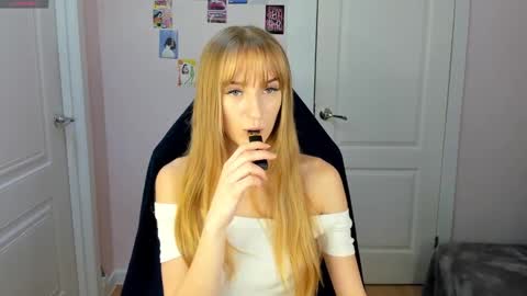 Stacy Mon Tue Wed Thu Fri Sun GMT GMT 3 1000am - 0400pm  online show from 23, 12, 2024