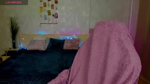 Stacy Mon Tue Wed Thu Fri Sun GMT GMT 3 1000am - 0400pm  online show from 2, 2, 2025