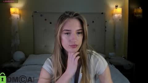 Stacy Mon Tue Wed Thu Fri Sun GMT GMT 3 1000am - 0400pm  online show from 6, 11, 2025