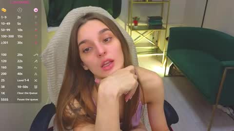 Sexy lips online show from 22, 2, 2025