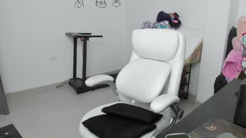 Snapshot of stacy_woods chatting on 3, 5, 2026 Zulma Yisset online show from 3, 5, 2026