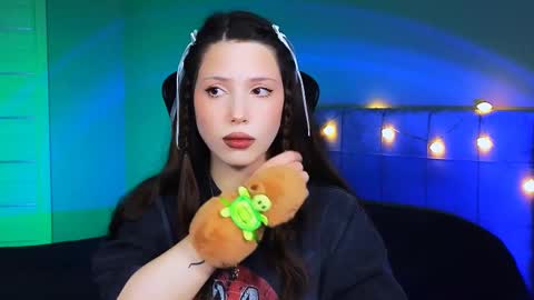 Snapshot of stacygonzales_ chatting on 15, 2, 2025 Bye bye dear See you on December 3st online show from 15, 2, 2025
