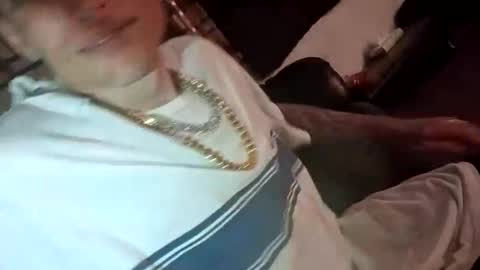 Straightupdownbad online show from 2, 4, 2026