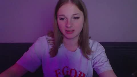 star_girlish online show from 30, 10, 2025