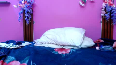 Snapshot of starfishanal21 chatting on 6, 5, 2026 alejandra online show from 6, 5, 2026