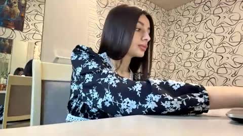 Kiki online show from 7, 6, 2026