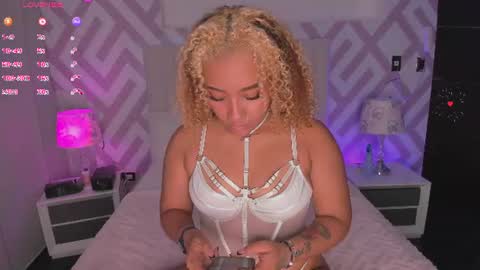 Snapshot of starlightsss_ chatting on 29, 6, 2026 . online show from 29, 6, 2026