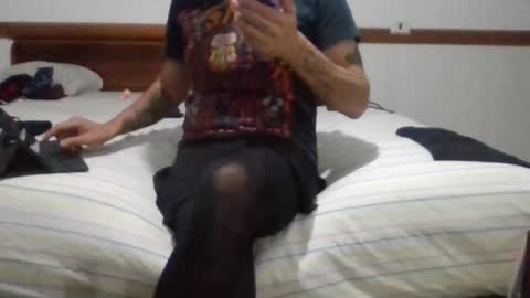 Snapshot of starvingbps chatting on 14, 11, 2025 starvingbps online show from 14, 11, 2025