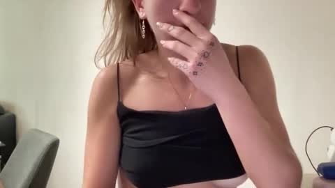 Stassiethatsororitygirl online show from 24, 12, 2024