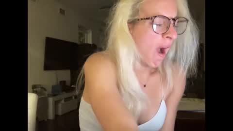 Stassiethatsororitygirl online show from 8, 10, 2025