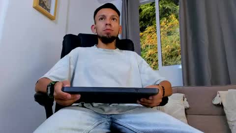 Snapshot of stebansilv_ chatting on 22, 5, 2026 Steban online show from 22, 5, 2026