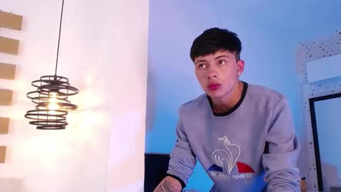 Steev online show from 4, 3, 2025