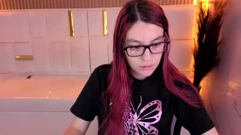 Stefania tp    730am - 1400 pm online show from 5, 3, 2026