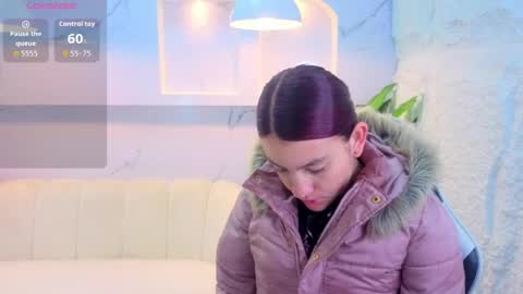 Stefania tp    730am - 1400 pm online show from 2, 4, 2026