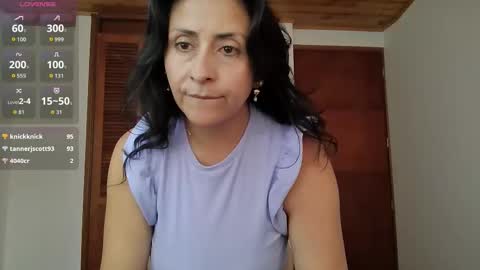Snapshot of stefaniadiazz_ chatting on 18, 10, 2025 Stafania 3 online show from 18, 10, 2025