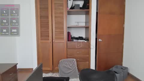 Stafania 3 online show from 6, 11, 2025