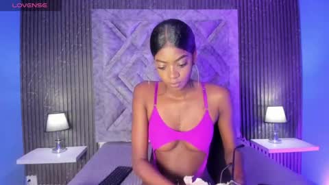 Snapshot of stefannyevans_ chatting on 12, 5, 2026 stefannyevans_ online show from 12, 5, 2026