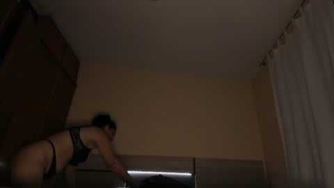 stefany online show from 9, 6, 2026