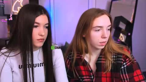 Snapshot of stella_flower chatting on 2, 3, 2026 stella_flower online show from 2, 3, 2026