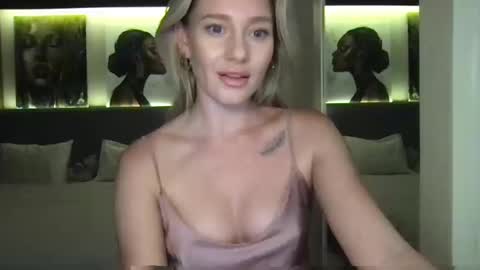 Stella online show from 23, 9, 2025