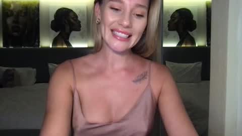 Stella online show from 8, 10, 2025