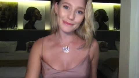 Stella online show from 13, 10, 2025