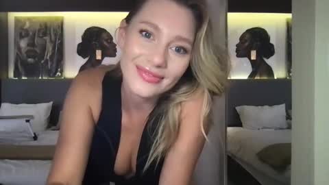 Stella online show from 4, 11, 2025